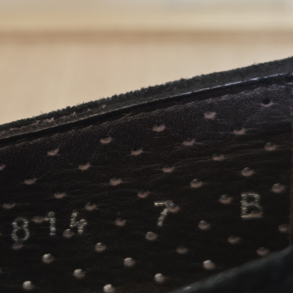 Stuart Weitzman Black Suede Leather Perforated Slip On Tassel Loafers Size 7B - Picture 7 of 9